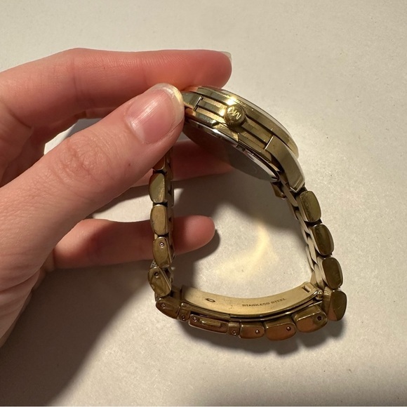 MICHAEL KORS "JET SET RUNWAY" MK5160 stainless steel GOLD COLORED WATCH - Picture 12 of 14